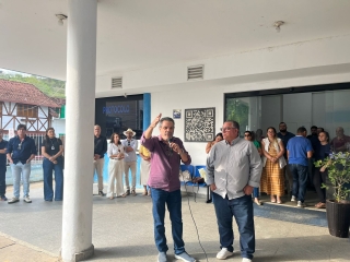 8fa9fb4d-e219-4414-83a3-ea7805016fbb